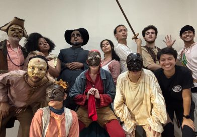 Alunos da Escola Viva de Artes Cênicas apresentam espetáculo de Commedia Dell’Arte